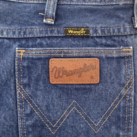 🛍Wrangler Vintage Medium Wash Denim Blue Relaxed 5 Pocket Jeans Mens 36x29 - Picture 3 of 6